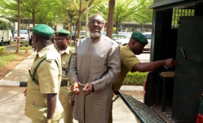 Olisa-Metuh-handcuffs-prison-2